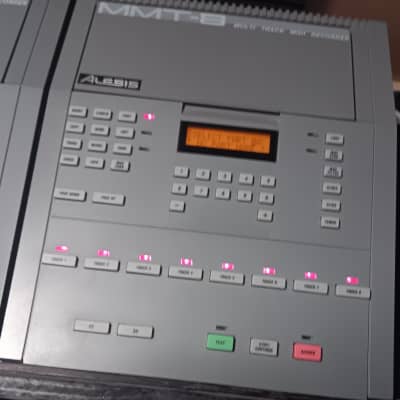 Alesis MMT-8 Multi-Track MIDI Recorder Sampler/Sequencer 1987 - 1992 - Black