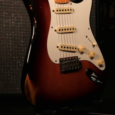 Fender Custom Shop LTD 1956 Relic Stratocaster - Wide Fade 2-Tone Sunburst image 6