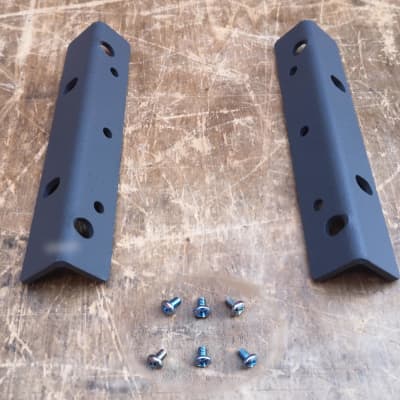 CORRECT Gray Rack Ears for E-mu Emax Rack with the CORRECT Screws