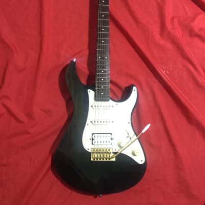 YAMAHA PAC312 Pacifica Electric Guitar for sale