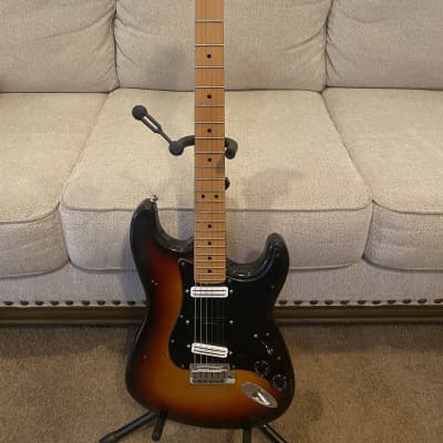 Fender American Standard Stratocaster with Maple Fretboard 1986 - 1993 Brown Sunburst image 2