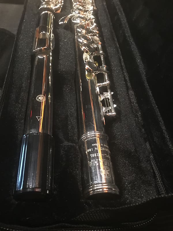 Yamaha YFL221 Student Flute Reverb