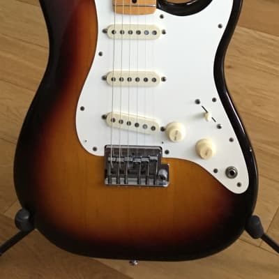 Fender  "Dan Smith" Stratocaster are 1983 3-Color Sunburst w/ Maple Fretboard image 5