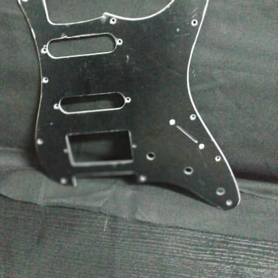 Gewa  Pickguard Stratocaster SSH nero made in japan for sale