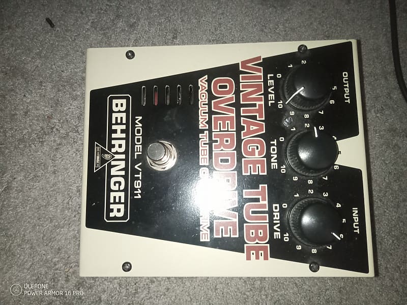 Behringer VT911 Vintage Tube Overdrive