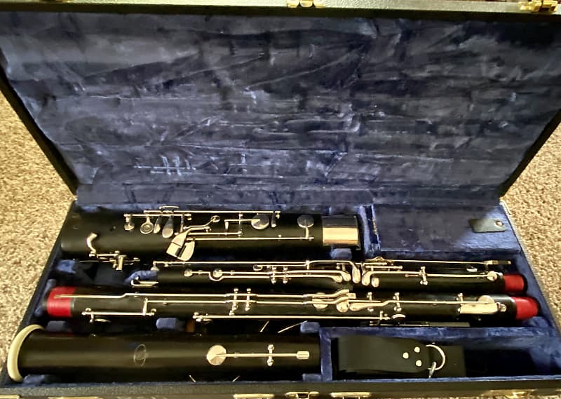 Fox Model IV bassoon S/N 54xxx. Very good condition. Ready to Reverb