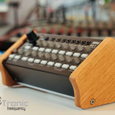 Korg SQ-1 Wooden Side Panel Desktop Stand Eurorack Gear LO