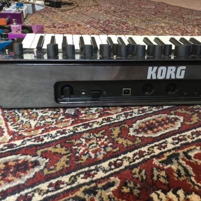 Korg Minilogue 4-Voice Polyphonic Analog Synthesizer 2016 - Present - Silver image 6
