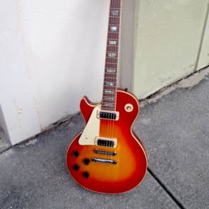 Gibson Les Paul Deluxe "Lefty" 1975 Cherry'burst image 2