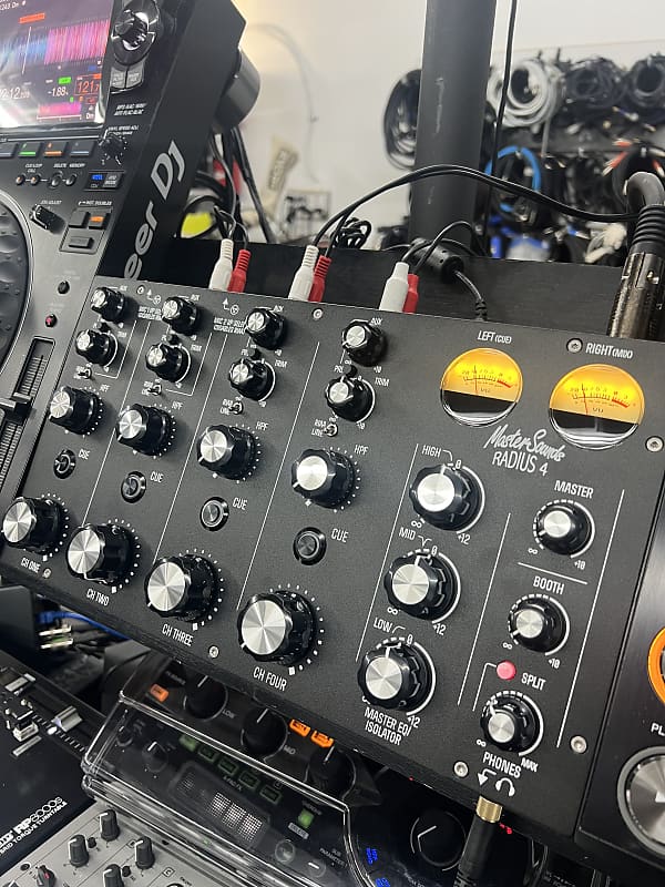 Mastersounds Radius 4 2023 Black Analog Rotary Mixer Reverb