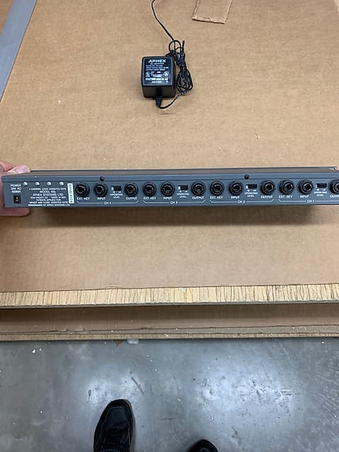 レア機材　APHEX　105 1U　LOGIC　ASSISTED GATE レア機材 APHEX 105 1U LOGIC ASSISTED GATE