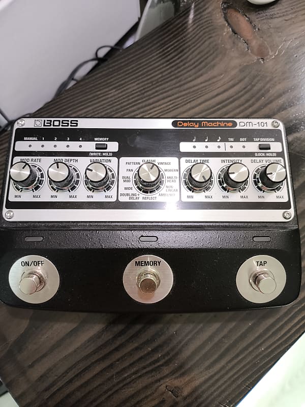 Boss DM-101 Delay Machine