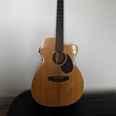 Martin OMC-16RE AURA Acoustic Electric Guitar Natural Finish USA 2005 for sale
