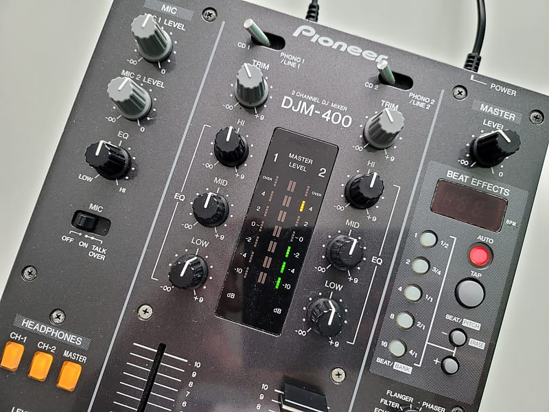 Pioneer DJ DJM-400 Professional DJ Mixer with On-board Effects & Looper