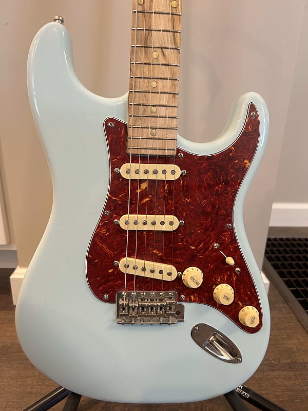 Custom Stratocaster-Partscaster 2024 - 67' Mustang Arcadian Blue image 1