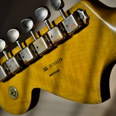 Fender Stratocaster  Relic Nitro Green Sparkle Custom Shop Fat 50's image 5