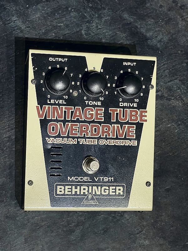 Behringer VT911 Vintage Tube Overdrive