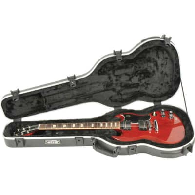 SKB SKB-61 Deluxe Double Cutaway Electric Guitar Case image 4