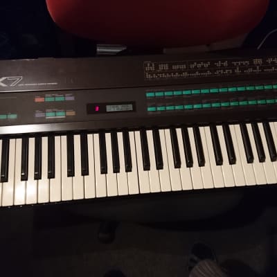 Yamaha DX7 Mk1 1983 + E! Grey Matter extension
