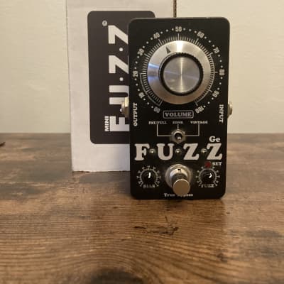 Reverb.com listing, price, conditions, and images for king-tone-minifuzz-si