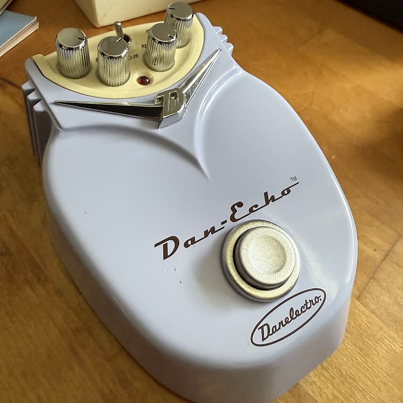 Danelectro Dan Echo