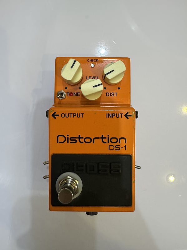 Boss DS-1 Distortion with JHS 