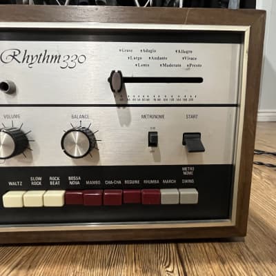 Roland TR-330 Rhythm 330 1970s