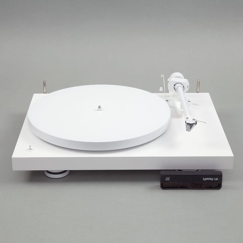 Pro-Ject: Debut PRO B Turntable - Special Edition White  			