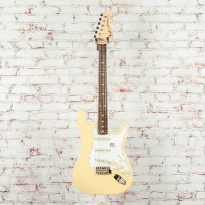 Fender Yngwie Malmsteen Stratocaster® Electric Guitar, Scalloped Rosewood Fingerboard, Vintage White image 2