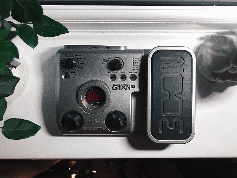 Zoom G1XNEXT Multi Effects Guitar Pedal Reverb