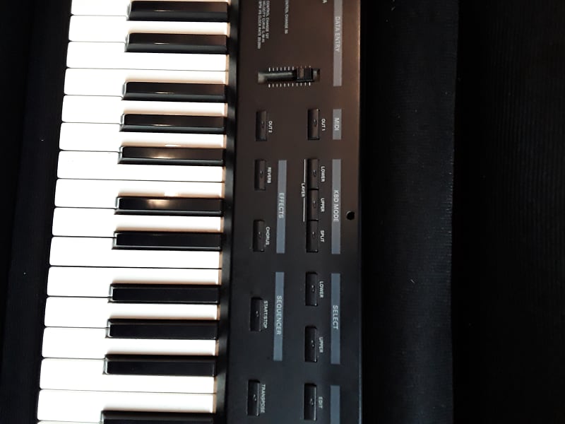 Roland A-33 76-Key MIDI Keyboard Controller