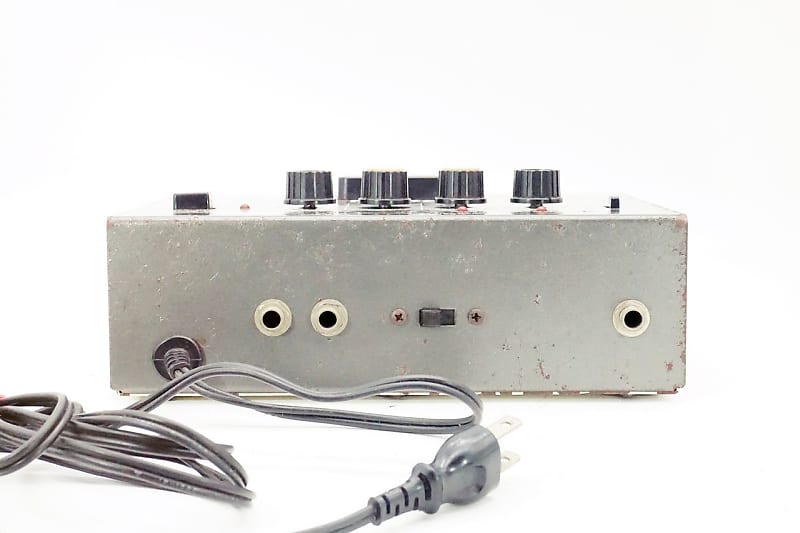 AMDEK DMK-100 ディレイエフェクター Amdek DMK-100 Delay Machine - YouTube