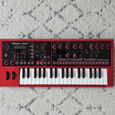 Roland JD-Xi 37-Key Analog/Digital Crossover Synthesizer 2015 - Present - Red image 1