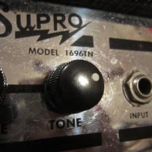 Supro Model 1696TN  1960 Grey Tolex image 5