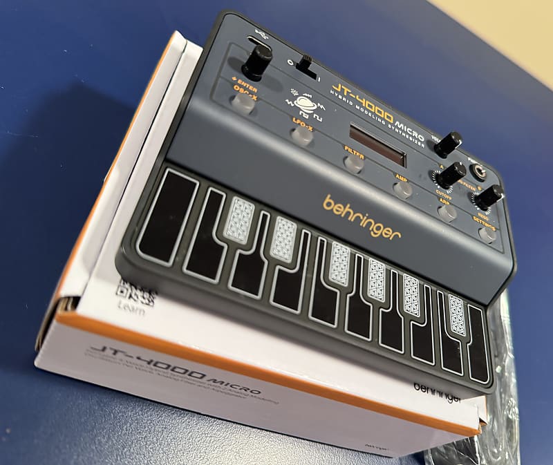 Behringer JT-4000 Micro Portable 4-Voice Hybrid Synthesizer