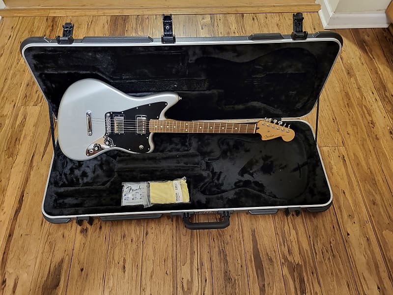 Fender 2011 Fender HH Blacktop Jaguar Silver Read Description | Reverb