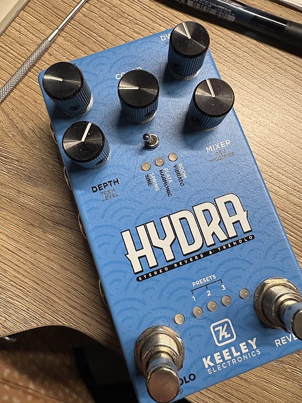 Keeley Hydra Stereo Reverb & Tremolo