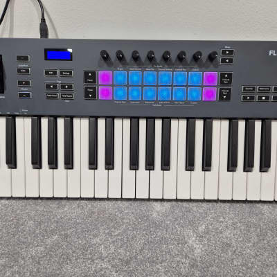 Novation FLkey 37 - MIDI Keyboard Controller