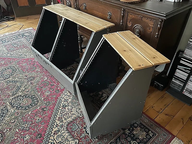 Studio Audio Rack | Reverb