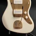 Squier 40th Anniversary Jazzmaster Gold Edition Electric Guitar Olympic White