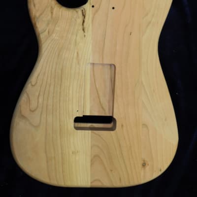 Flamed Maple Top / Aged Cherry Wood Strat body - Standard - 5lbs 15oz #3274 image 7