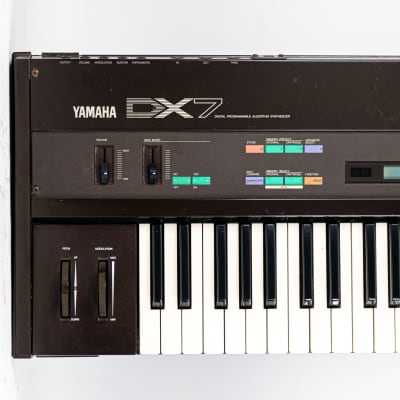Yamaha DX7 Synthesizer / Keyboard - Classic FM Sound Retro Cool - Vintage image 4