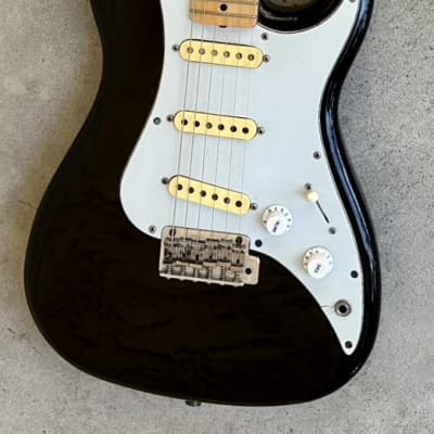 Squier Fender St 336 HM 1985 mij japan Black strat Squier Fender St 336 HM 1985 mij japan Black strat
