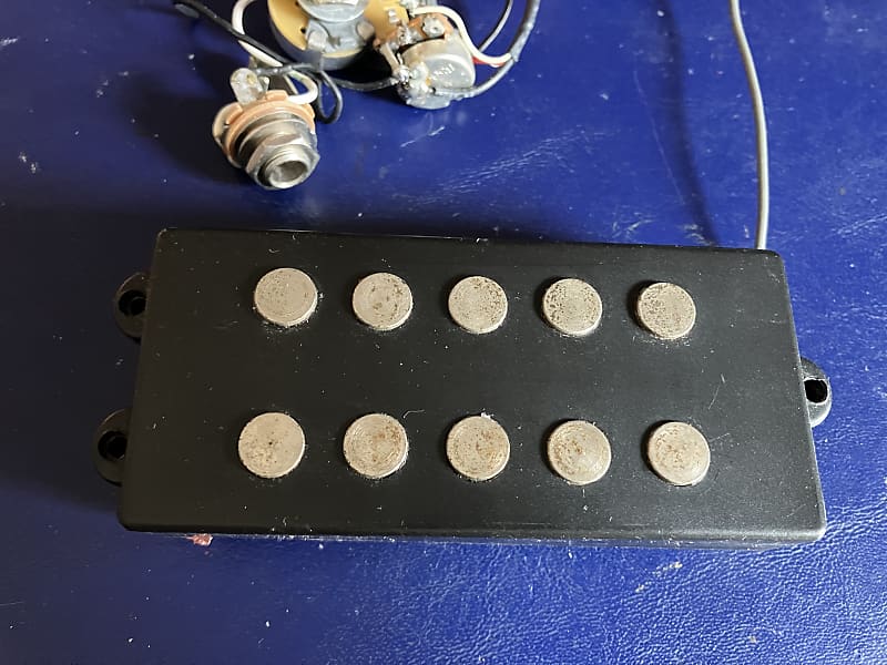 Unbranded 5-String Bass Pickup Black | Reverb