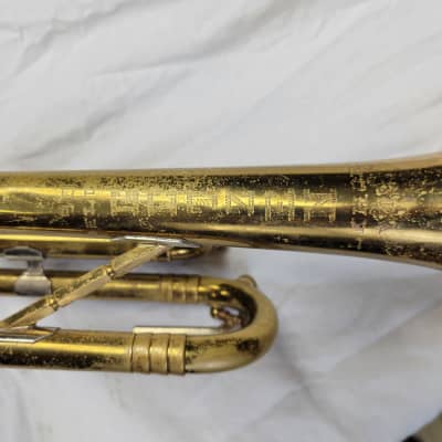 Getzen Bb Brass Lacquer Trumpet, Model 90 Deluxe, Circa 1950's image 2