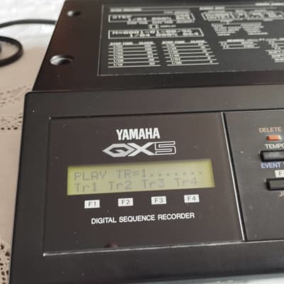 Yamaha  QX5  Digital sequence recorder image 5