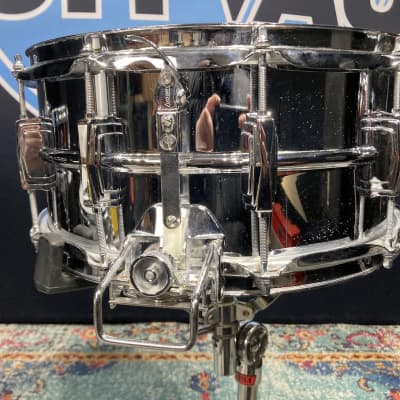 Ludwig No. 411 Super-Sensitive 6.5x14" 10-Lug Aluminum Snare Drum with Pointed Blue/Olive Badge 1976 - 1977 - Chrome-Plated image 8