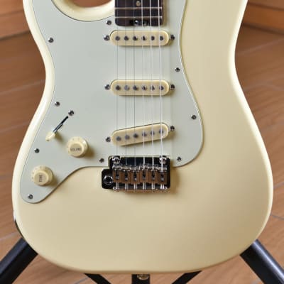 Schecter Traditional Route 66 Saint Louis SSS Aged White Lefty imagen 5