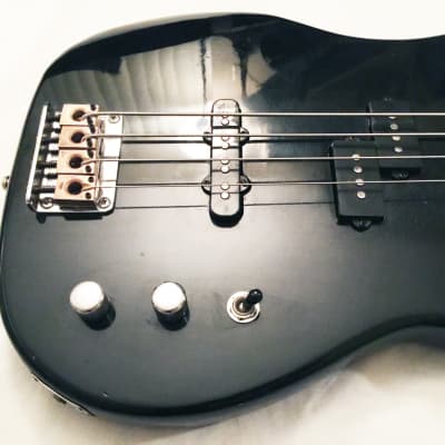 Vintage 1983 HONDO P-Bass Special "Deluxe Series- 870" MIK Gloss Black. Sounds Great !... image 4
