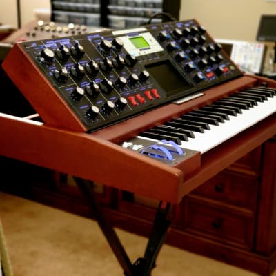 Moog Minimoog Voyager Select Series 44-Key Monophonic Synthesizer | Reverb